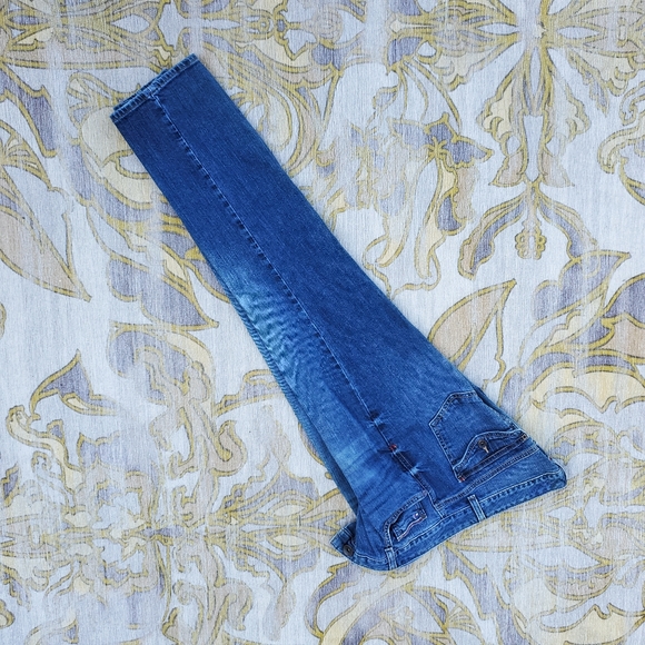 Tommy Hilfiger ladies size 8r jeans - Picture 7 of 8